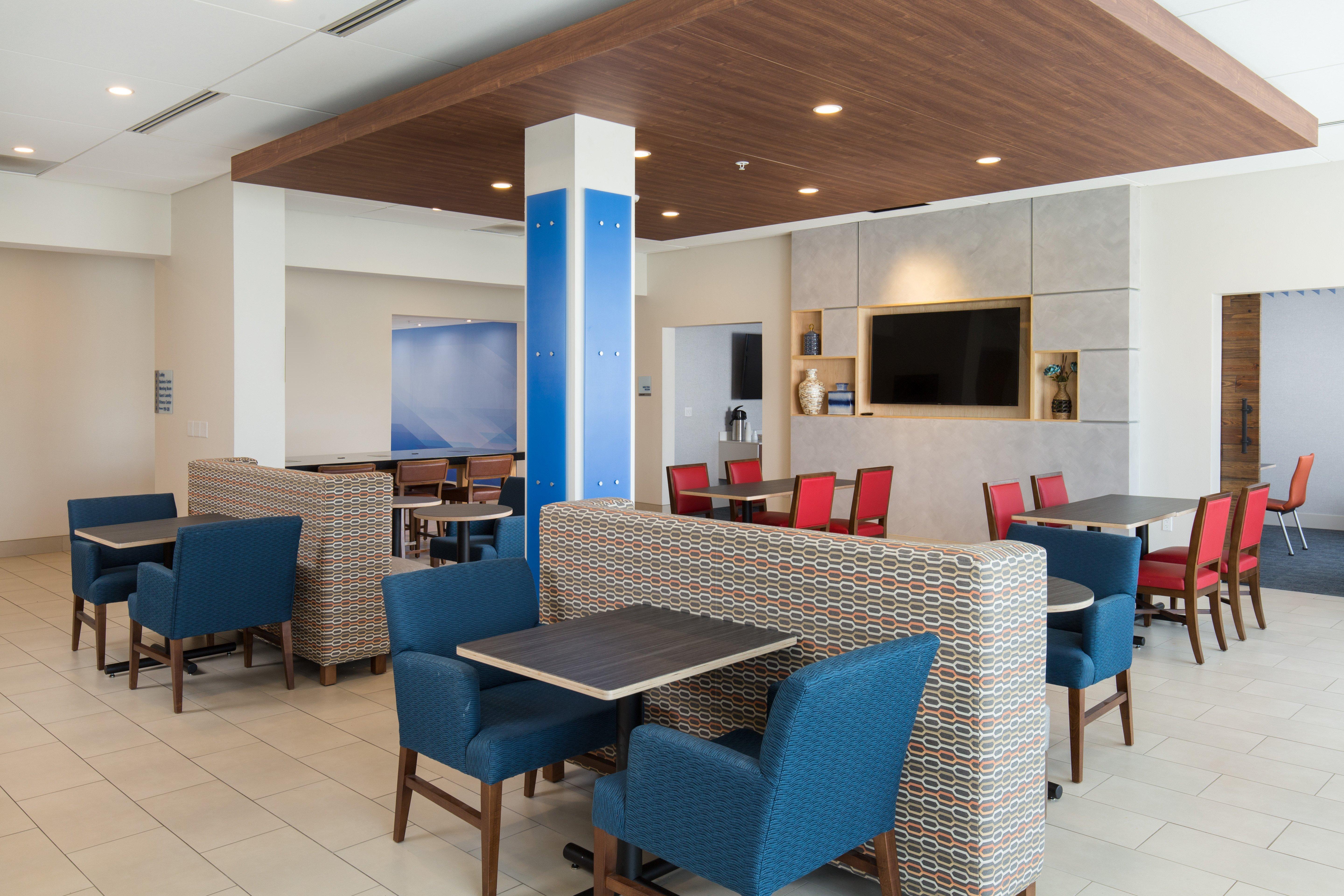 Holiday Inn Express Visalia-Sequoia Gateway Area By Ihg Buitenkant foto