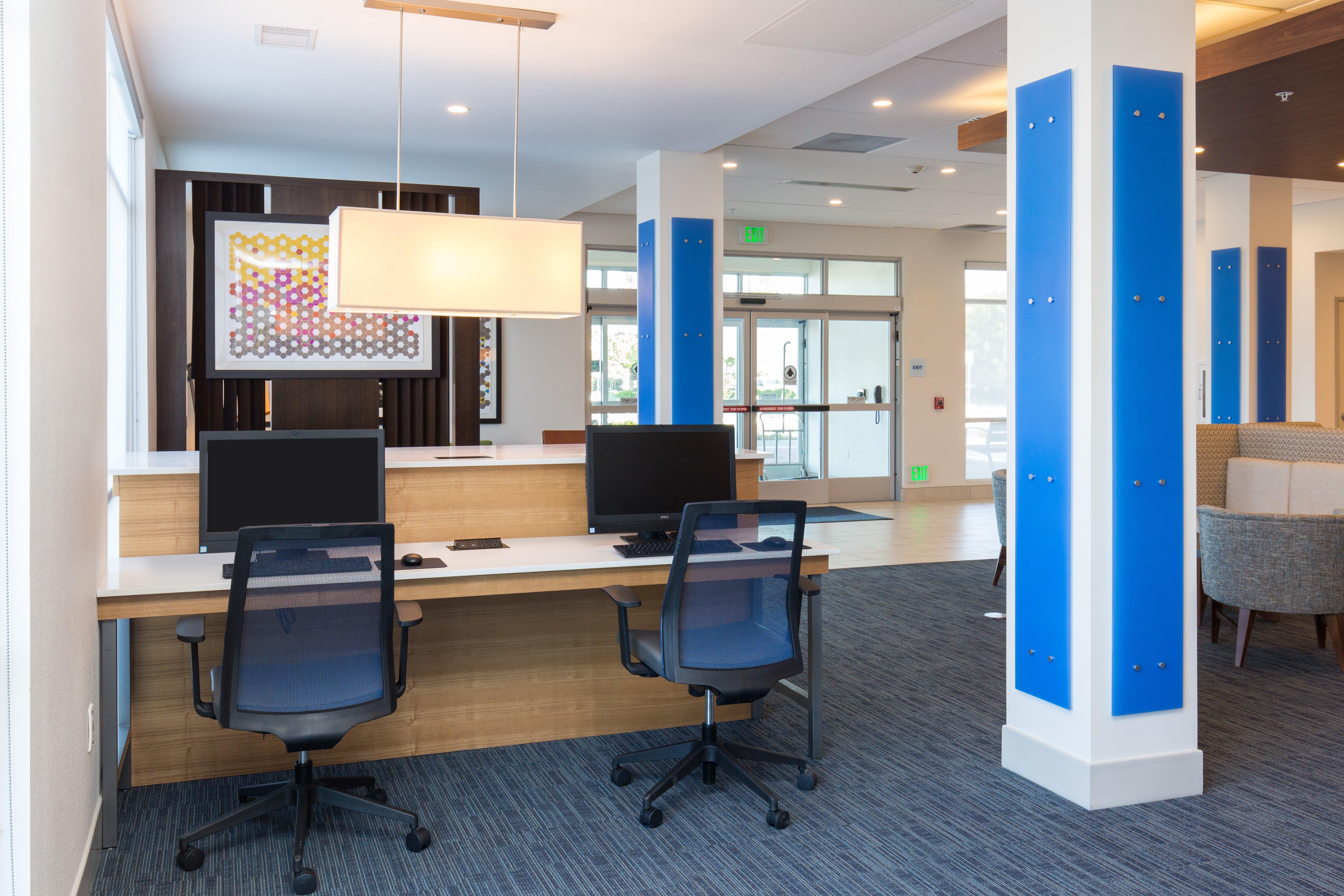 Holiday Inn Express Visalia-Sequoia Gateway Area By Ihg Buitenkant foto