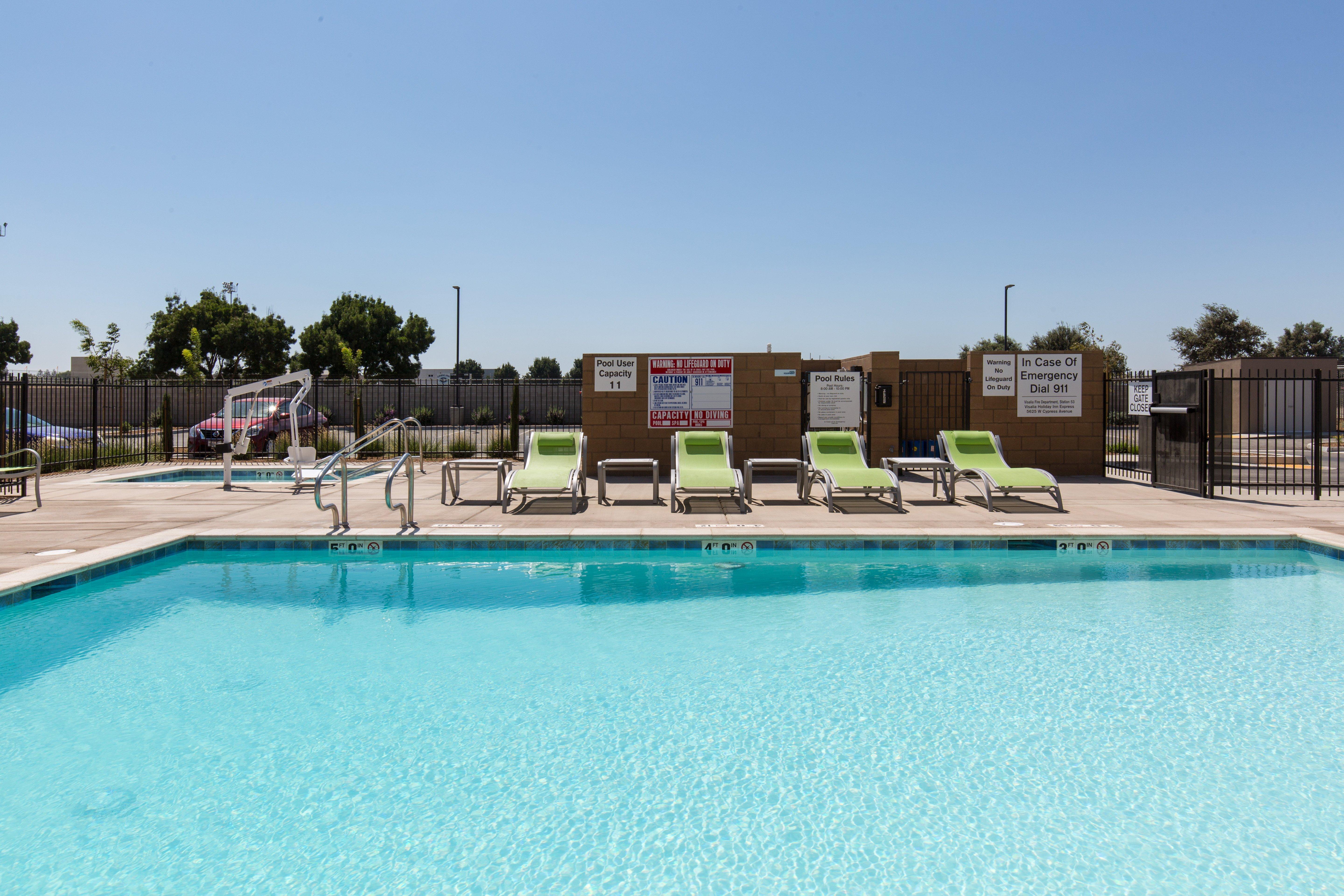 Holiday Inn Express Visalia-Sequoia Gateway Area By Ihg Buitenkant foto