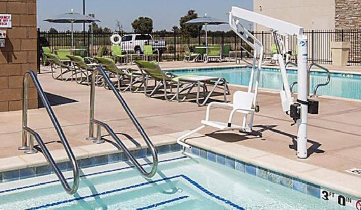 Holiday Inn Express Visalia-Sequoia Gateway Area By Ihg Buitenkant foto